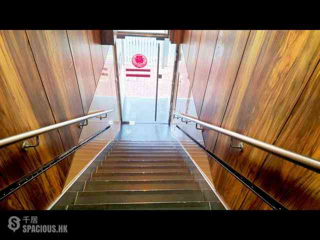Causeway Bay - Hon Man Mansion 18