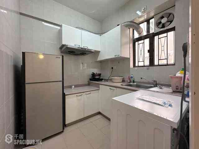 Kennedy Town - Tse Land Mansion 05