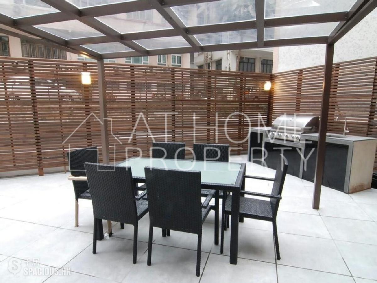 Sai Ying Pun - Golden Phoenix Court 01