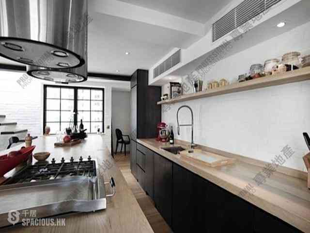 Sai Ying Pun - Wing Cheung Court 08