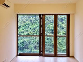 Shau Kei Wan - Island Garden 02