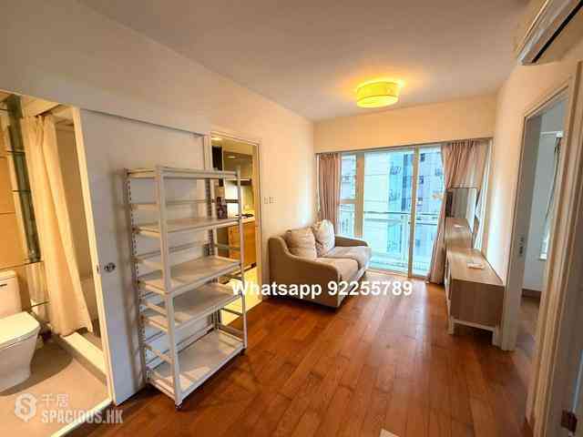 Soho - Centrestage 01