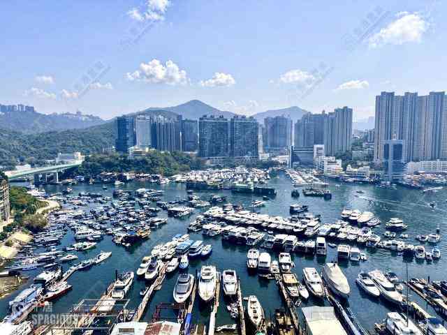 Ap Lei Chau - Larvotto 10