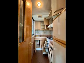 Mid Levels West - Wilton Place 03