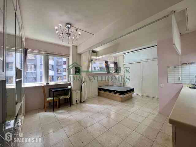 Sai Ying Pun - Koon Wah Building 01