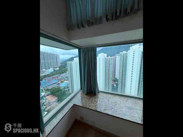 Tung Chung - Tung Chung Crescent Phase 1 Block 1 06