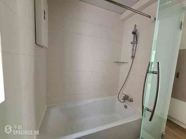 Mid Levels Central - Clovelly Court Block 2 07