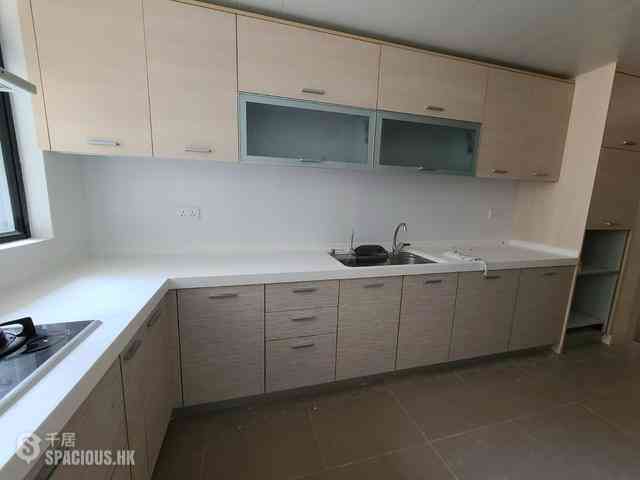 Mid Levels Central - Clovelly Court Block 2 08