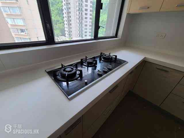 Mid Levels Central - Clovelly Court Block 2 11