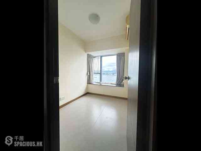 Sai Wan Ho - Grand Promenade Block 6 07