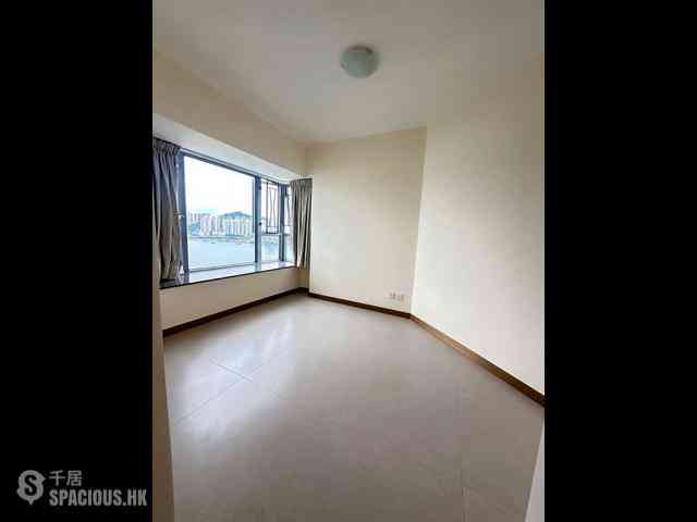 Sai Wan Ho - Grand Promenade Block 6 08