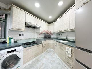 Mid Levels Central - Robinson Place 04