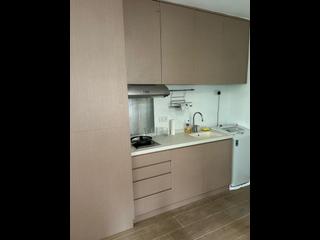 Wan Chai - Luen Lee Building 04