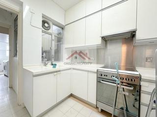 Mid Levels Central - 6B-6E, Bowen Road 03