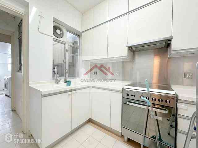 Mid Levels Central - 6B-6E, Bowen Road 03