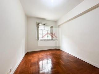 Mid Levels Central - 6B-6E, Bowen Road 08