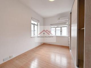 Mid Levels Central - 6B-6E, Bowen Road 07