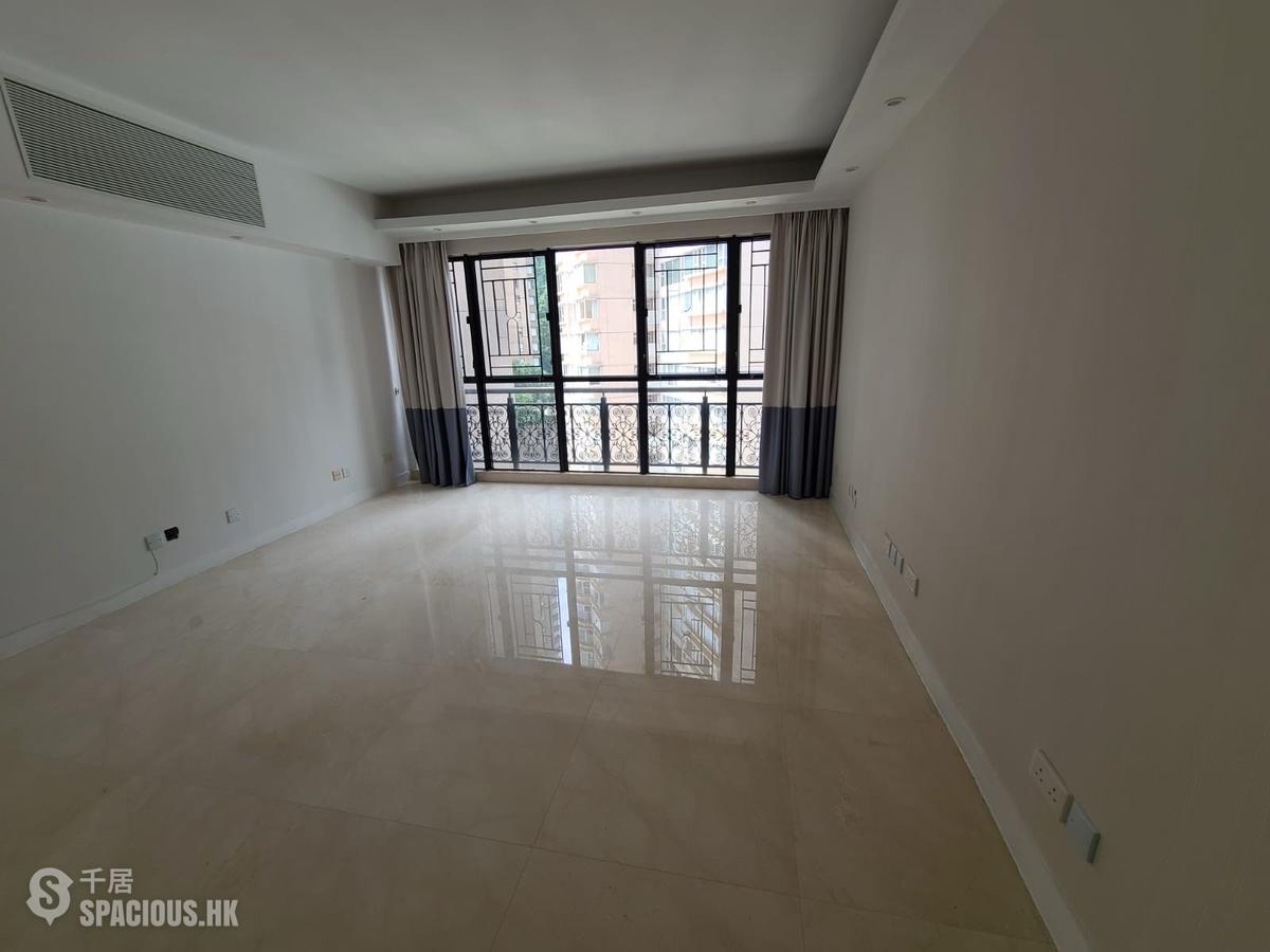 Mid Levels Central - Clovelly Court 01
