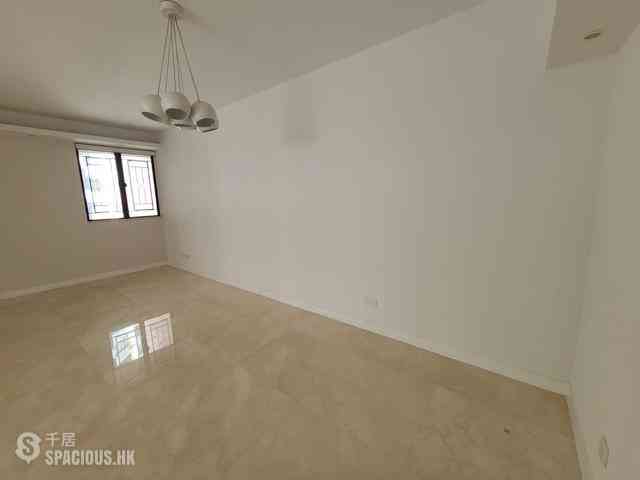 Mid Levels Central - Clovelly Court 09
