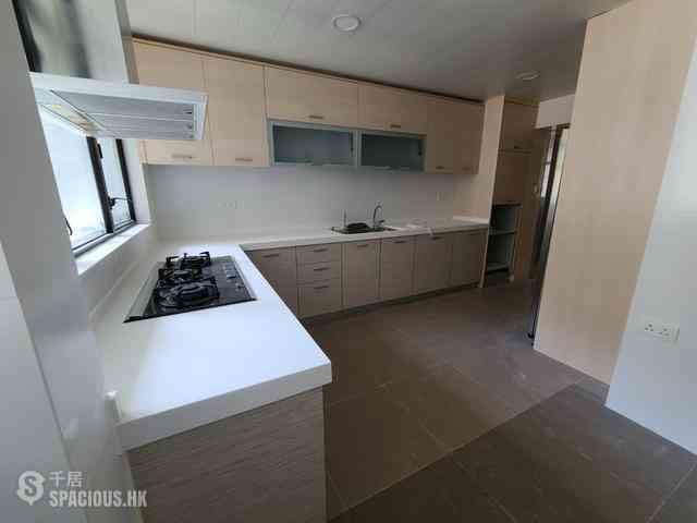 Mid Levels Central - Clovelly Court 12