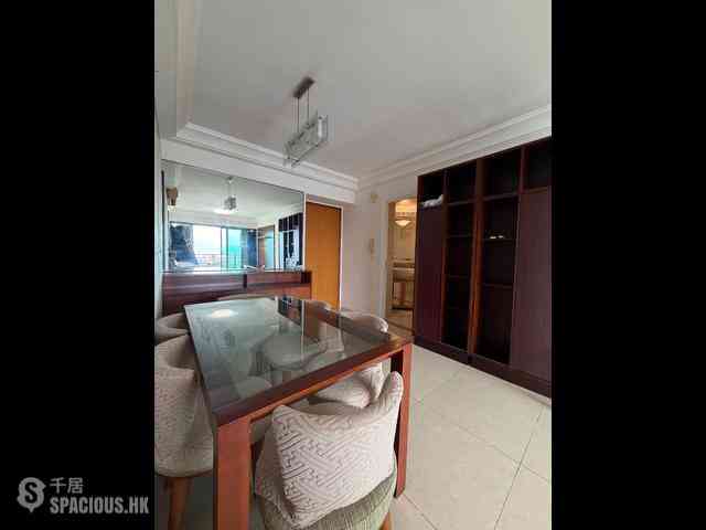 Tung Chung - Caribbean Coast Phase 2 Albany Cove Tower 6 02