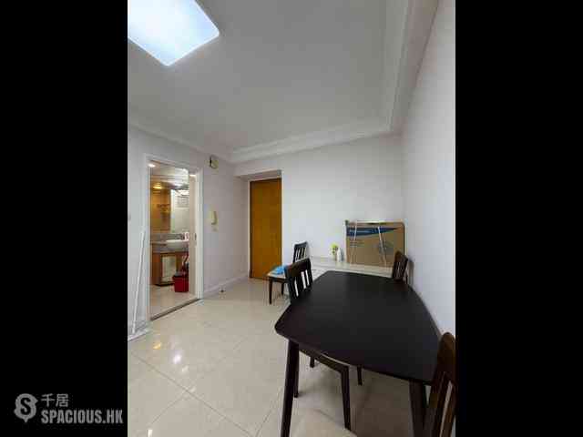 Tung Chung - Caribbean Coast Phase 2 Albany Cove Tower 7 02