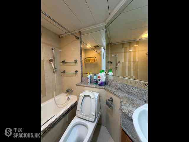Tung Chung - Caribbean Coast Phase 2 Albany Cove Tower 7 03