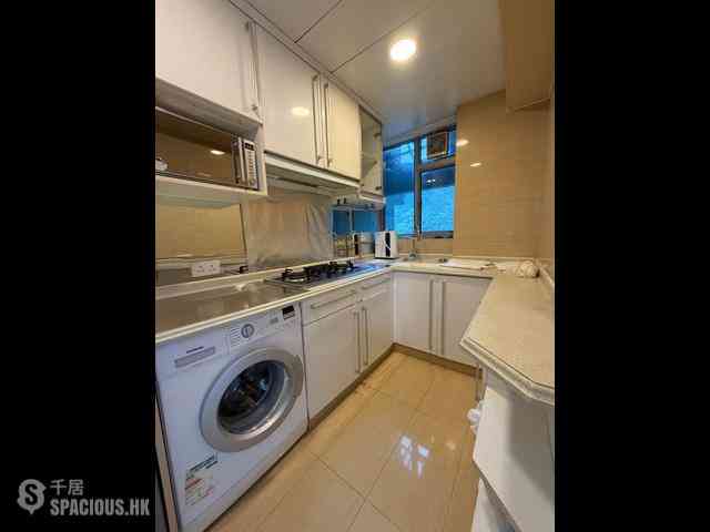 Tung Chung - Caribbean Coast Phase 2 Albany Cove Tower 7 04