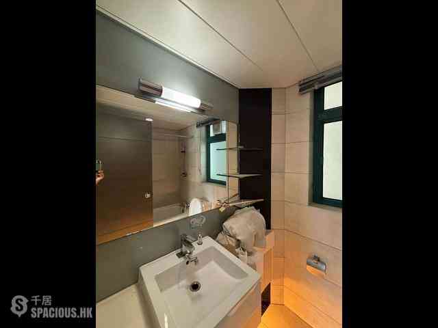 Sai Wan Ho - Grand Promenade Block 1 05