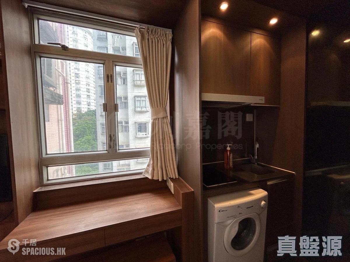 Tai Hang - The Jolly House 01