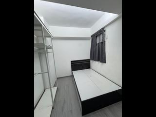 Mong Kok - Yuen Fat Building 02