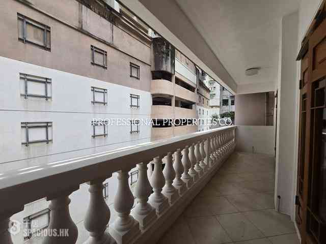 Mid Levels Central - Ivory Court 01