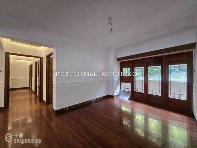 Mid Levels Central - Ivory Court 04
