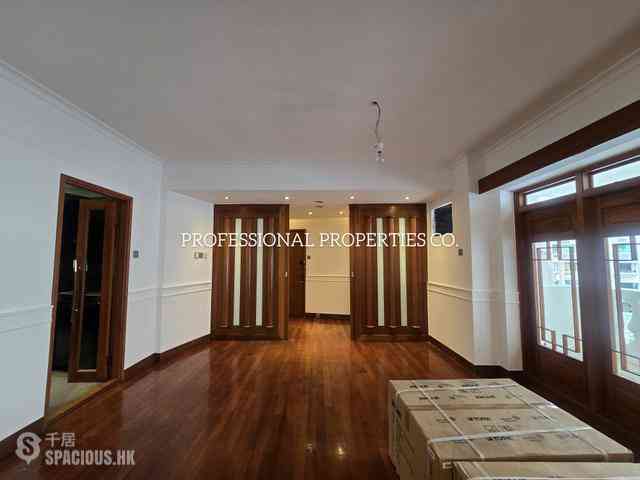 Mid Levels Central - Ivory Court 05