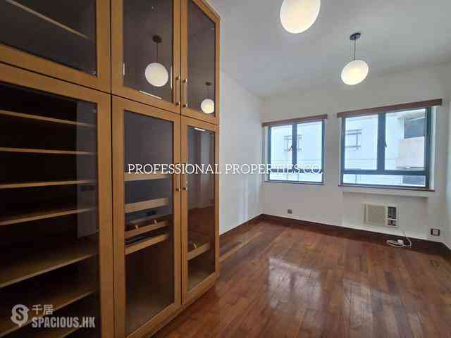 Mid Levels Central - Ivory Court 07