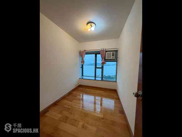 Tung Chung - Seaview Crescent Block 1 05