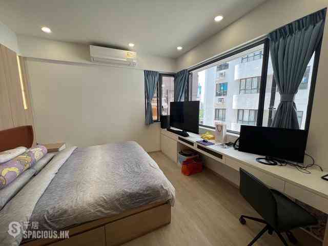 Mid Levels Central - Hong Lok Mansion 05