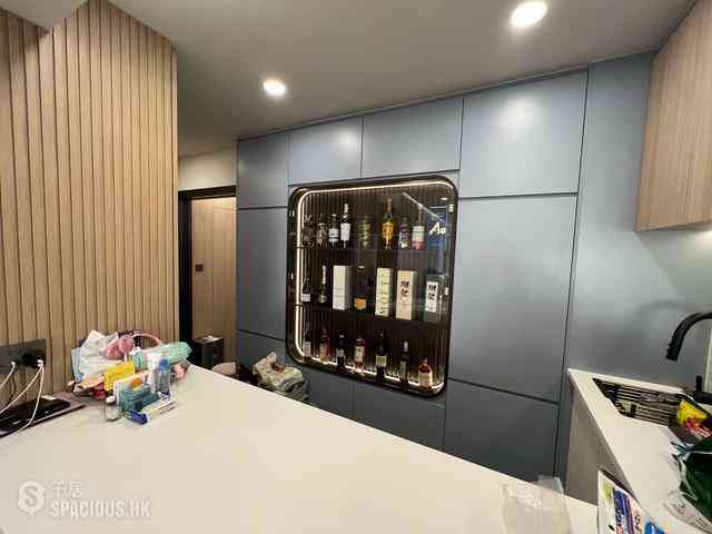 Mid Levels Central - Hong Lok Mansion 08