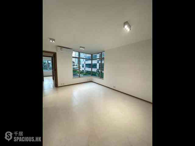 North Point - Island Place 01