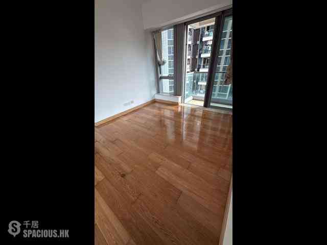 Yau Tong - Peninsula East Block 1 08