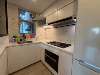 Sai Ying Pun - Centre Place 04