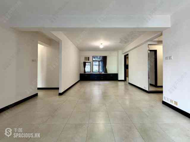 Mid Levels Central - Right Mansion 02