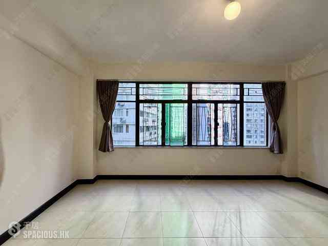 Mid Levels Central - Right Mansion 06