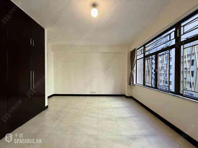 Mid Levels Central - Right Mansion 07