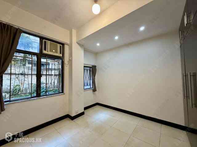 Mid Levels Central - Right Mansion 11