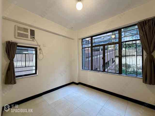 Mid Levels Central - Right Mansion 14