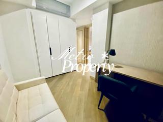Mid Levels Central - 3, MacDonnell Road 02