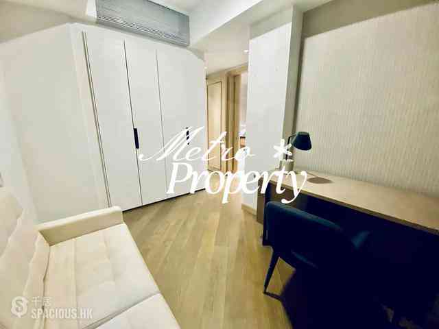 Mid Levels Central - 3, MacDonnell Road 02