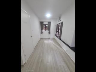 Wan Chai - Tai Yuen Court 03
