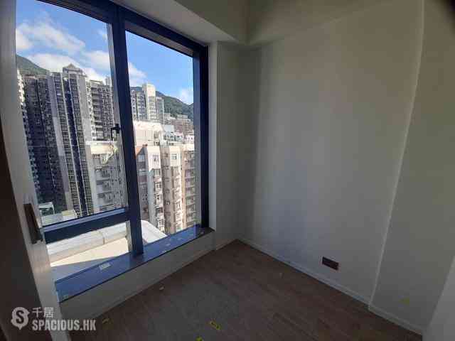 Sai Ying Pun - Des Voeux W Residence 07